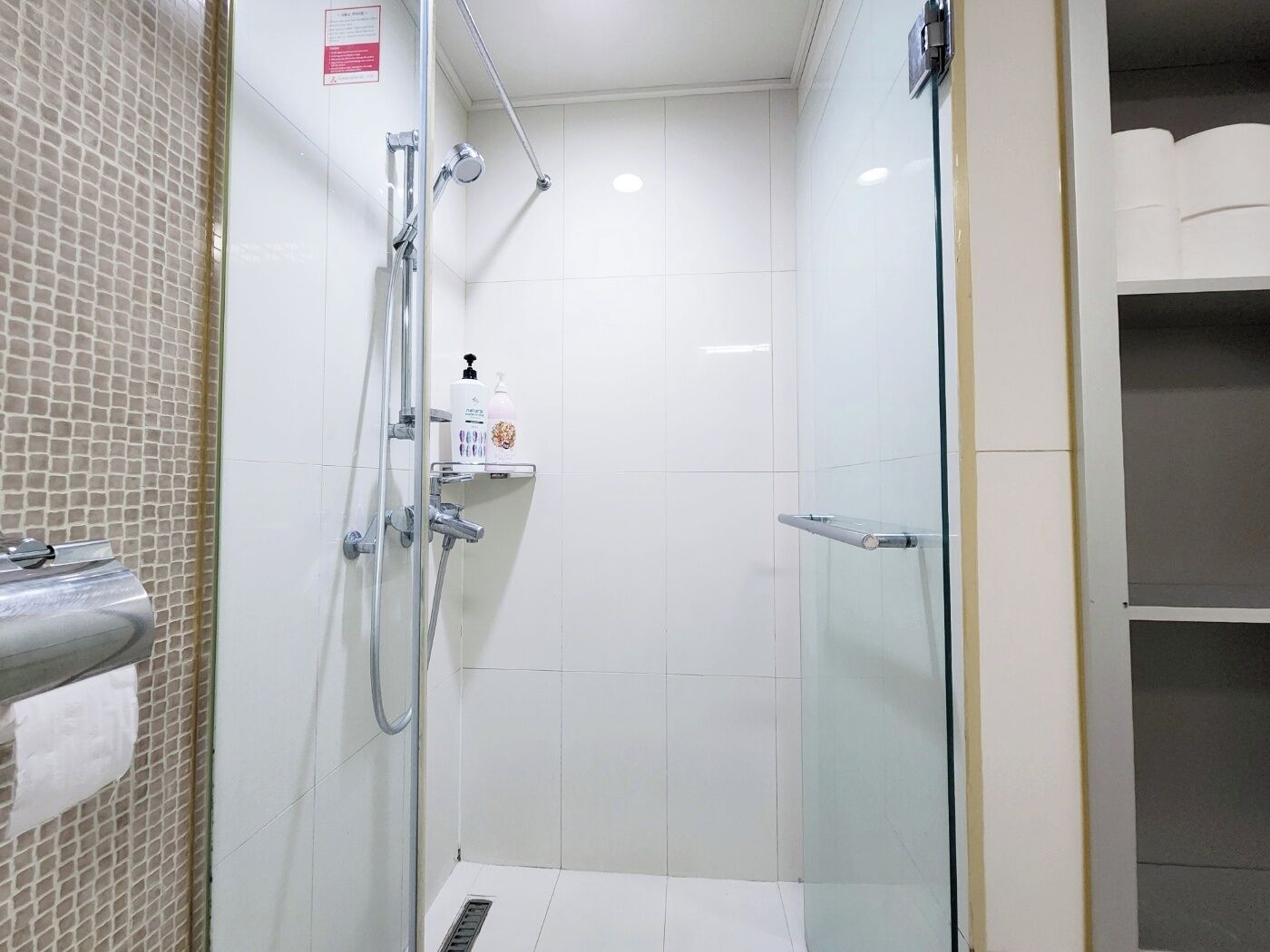 Hair dryer, towels, soap, shampoo