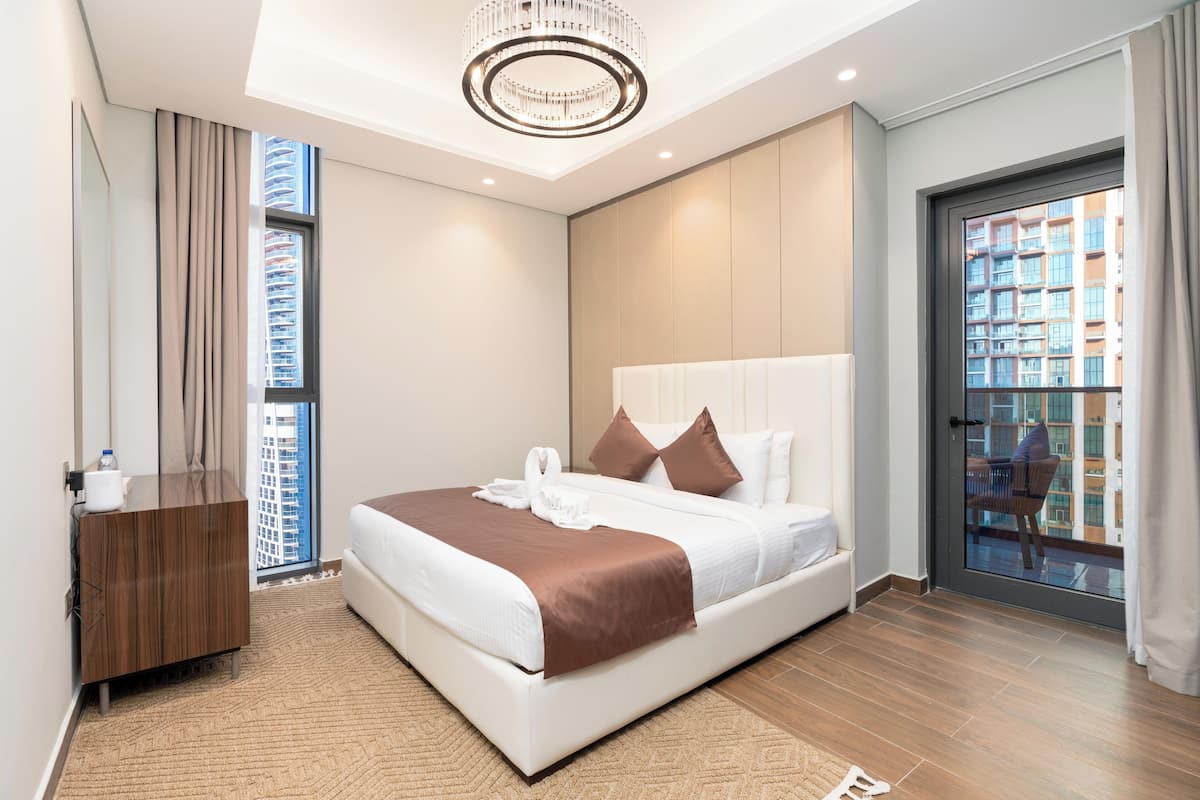 In-room safe, blackout curtains, free cots/infant beds, rollaway beds