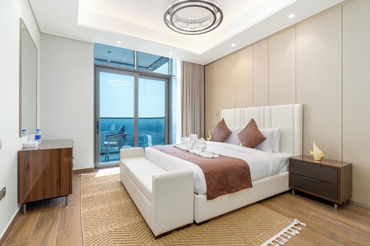 In-room safe, blackout curtains, free cots/infant beds, rollaway beds