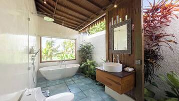 Villa, 2 Bedrooms, Pool View | Bathroom