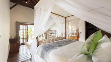 Vila, 2 kamar tidur, pemandangan kolam renang | Meja kerja dan Wi-Fi gratis