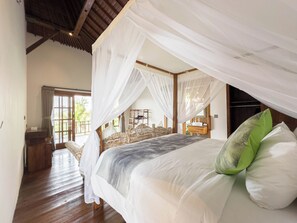 Villa, 2 habitaciones, vistas a la piscina | Escritorio y wifi gratis