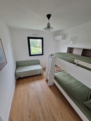 3 Schlafzimmer, kostenloses WLAN, Bettwäsche