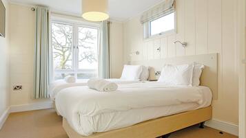 2 bedrooms