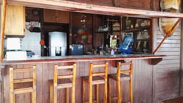 Bar (in der Unterkunft)