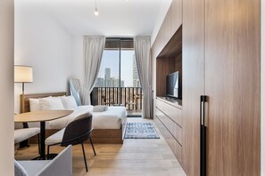 1 bedroom, in-room safe, iron/ironing board, Internet