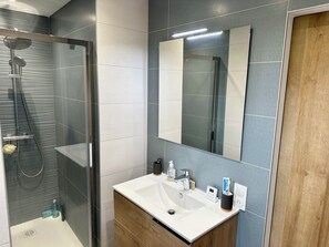Hair dryer, towels, soap, toilet paper
