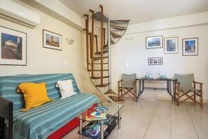 Living area - Art House 2 (Rhodes)