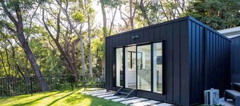 Beautiful tiny home nestled on the edge of the tranquil Aussie bush