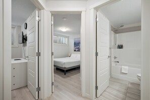 2 habitaciones, tabla de planchar con plancha y wifi gratis 