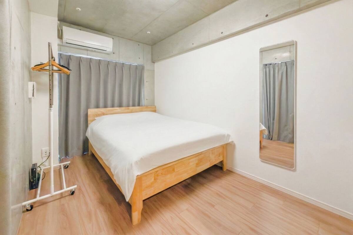 ห้องซีเนียร์ดับเบิล, 1 ห้องนอน, ปลอดบุหรี่, ระเบียง | เครื่องนอนระดับพรีเมียม, ผ้านวมขนเป็ด, เตียงพร้อมฟูกเสริมที่นอน