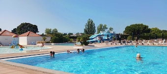 Apartment -3 rooms, 2 bedrooms, ground floor in the village of Port Bourgenay with swimming pool access