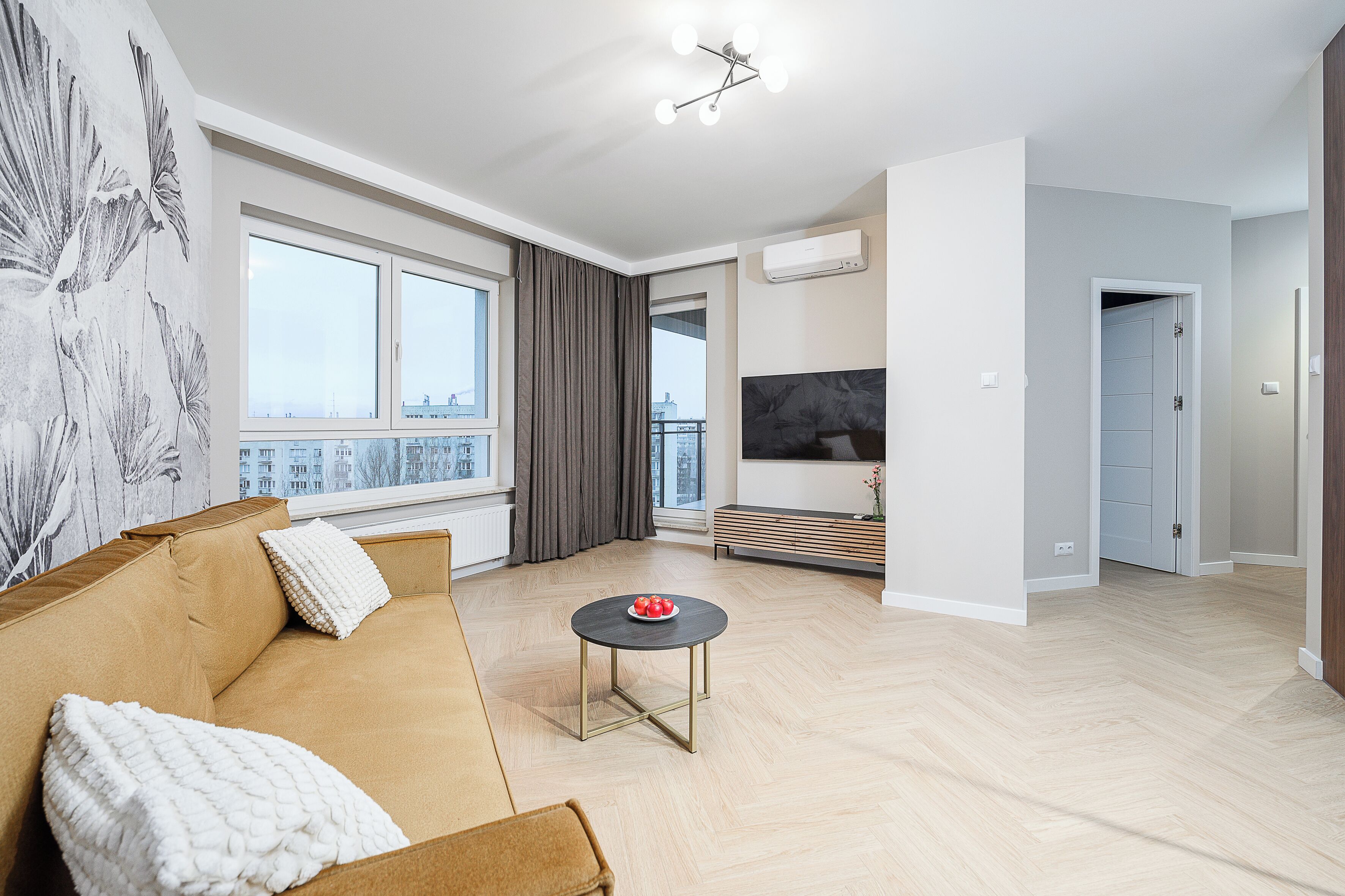 Tabla de planchar con plancha y wifi gratis 