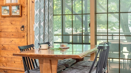 Basic Room, 1 Bedroom (Byeol 5 (Group Stay / Pet / BBQ)) | 1 bedroom, free WiFi