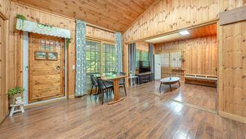 Basic Room, 1 Bedroom (Byeol 5 (Group Stay / Pet / BBQ)) | 1 bedroom, free WiFi