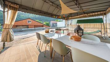 Basic Room, 1 Bedroom (Room 103 (Pet / BBQ)) | 1 bedroom, free WiFi