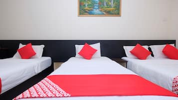 Desk, laptop workspace, free WiFi, bed sheets