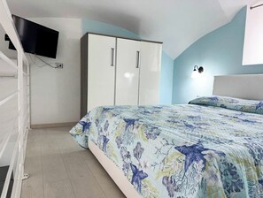 1 bedroom, iron/ironing board, travel crib, WiFi