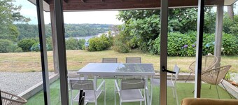 House with character, exceptional view of the river Odet, on one level