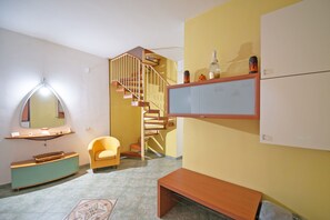 Family House, Multiple Bedrooms, 2 Bathrooms (Casa Plaja) | Interior - Casa Plaja (Scicli)