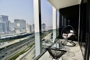 1 bedroom - Burj View Studio at Upside Living - Business Travel Ready (Dubai)