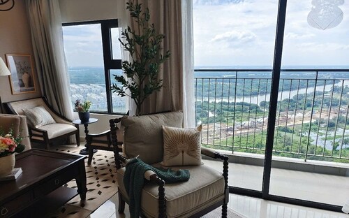 RAINBOW - 2+BEDROOMS by AQHOMES @ Vinhomes Grand Park