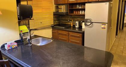 Luxury Pool View / 2BR Retreat