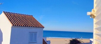 Beautiful house 30 meters from the sea
