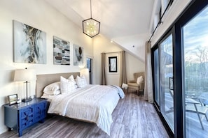4 chambres, fer et planche à repasser, lit de bébé portatif, Wi-Fi