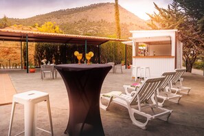 Outdoor dining - Apiedesierra Granada - Cedar Cottage (Huetor De Santillan)