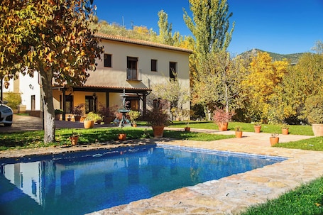 Pool. San Acacio Mill - Genil Rural House