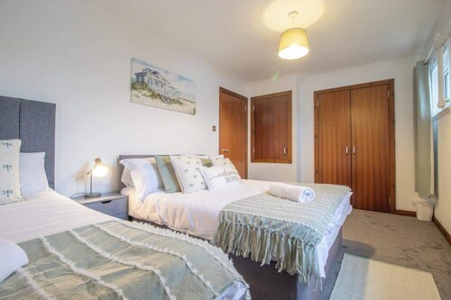 Ideal Contractor Stay | 2-Bed Near Glasgow Fort