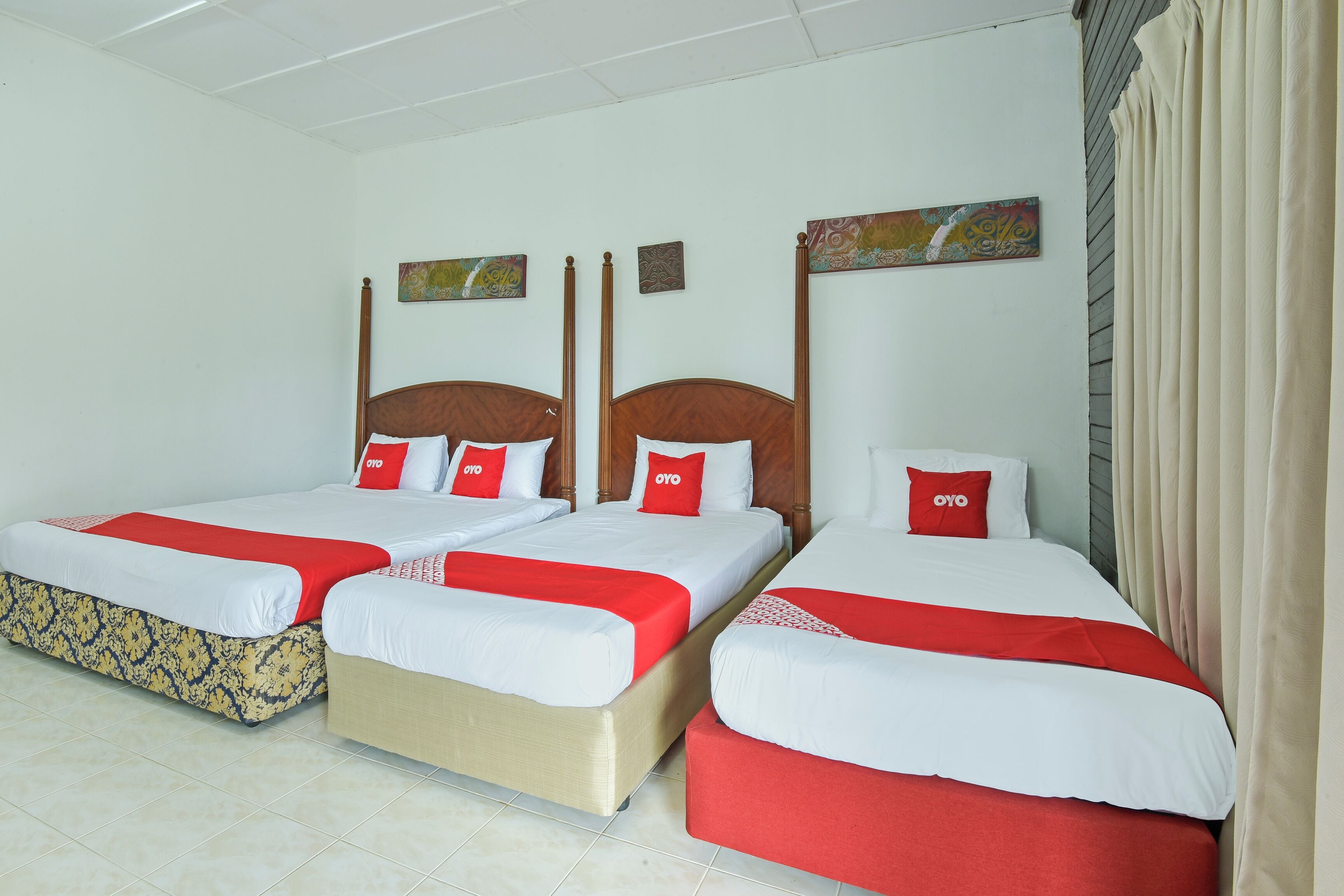 ファミリー スイート | デスク、ノートパソコン用作業スペース、ベッドシーツ