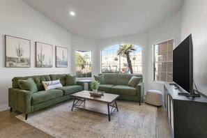 TV - Cactus Cove · Relax & Unwind in Quiet Cactus Cove -4 KING BEDS (Avondale)