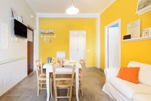 Smart TV - Laterani Suite 3bedrooms parking (Roma)