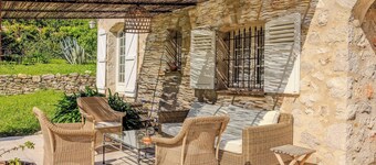 VILLA POMELO - Pool Garden near Village