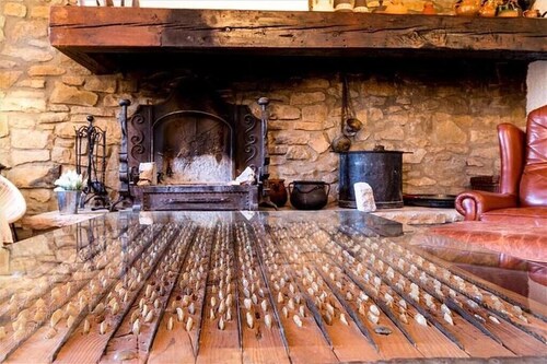 Casa Joan de Fontsagrada, house in a pre-Pyrenean village ideal for cycling routes.