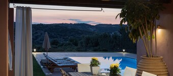 Calm Retreat Villa Lagonisi