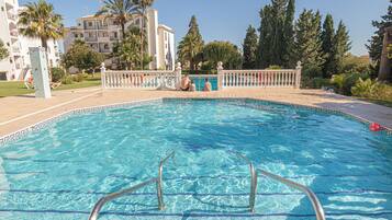 Apartamento de luna de miel, varias habitaciones, 2 baños (Luxury Family Riviera Del Mar) | Piscina