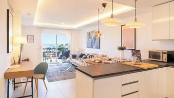 Apartamento de luna de miel, varias habitaciones, 2 baños (Luxury Family Riviera Del Mar) | Interior