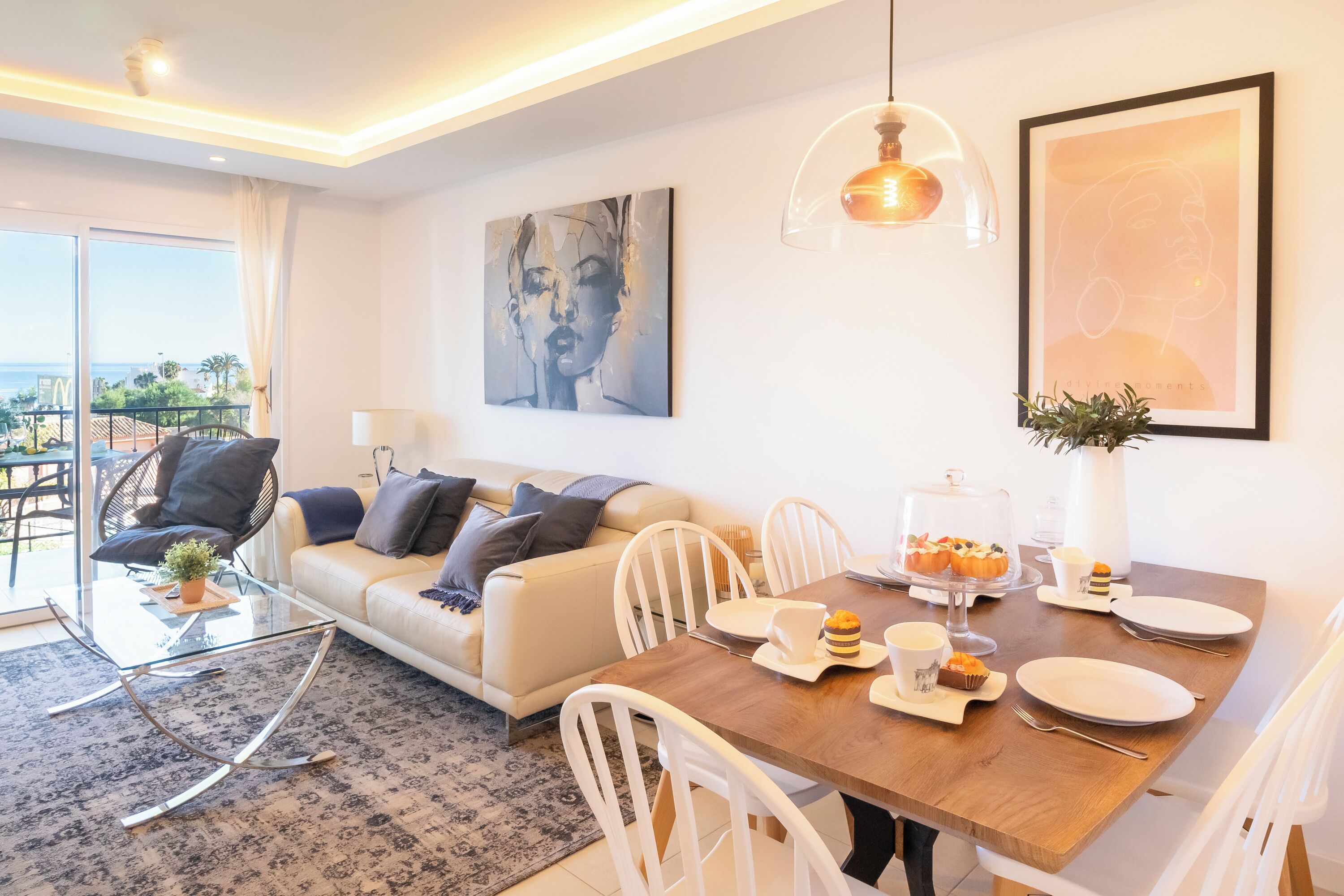 Honeymoon appartement, meerdere slaapkamers, 2 badkamers (Luxury Family Riviera Del Mar) | Dineren