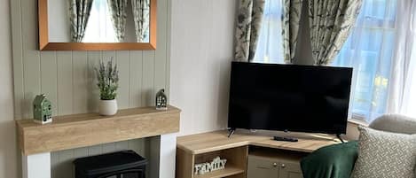 Smart TV, caminetto