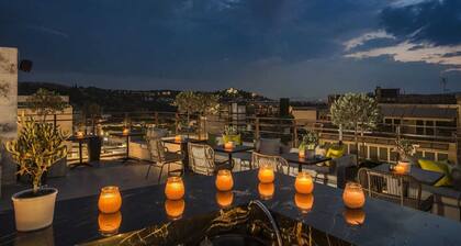 Hotiday Athens Acropolis