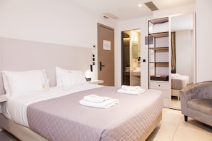 Minibar, coffres-forts dans les chambres, chambres insonorisées