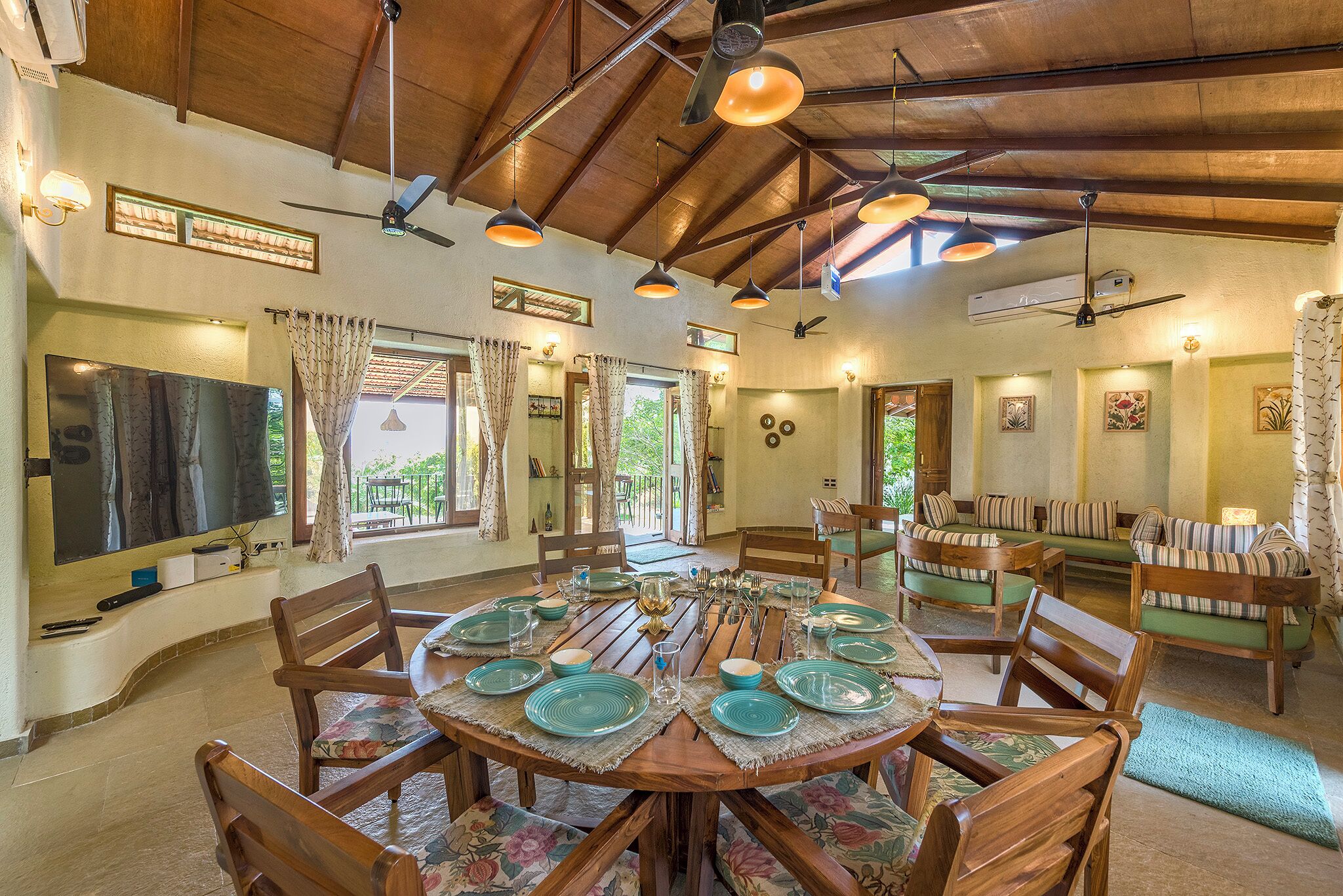 Khu ẩm thực cho gia đình