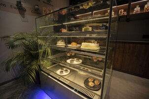 Daily buffet breakfast (INR 450 per person)