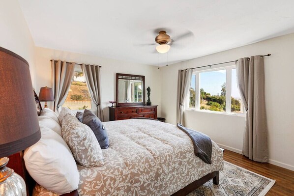 Iron/ironing board, travel cot, WiFi, bed sheets