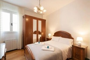 3 bedrooms, iron/ironing board, WiFi, bed sheets - Apartamento Delfina. (Ondarroa)