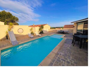 Piscine extérieure