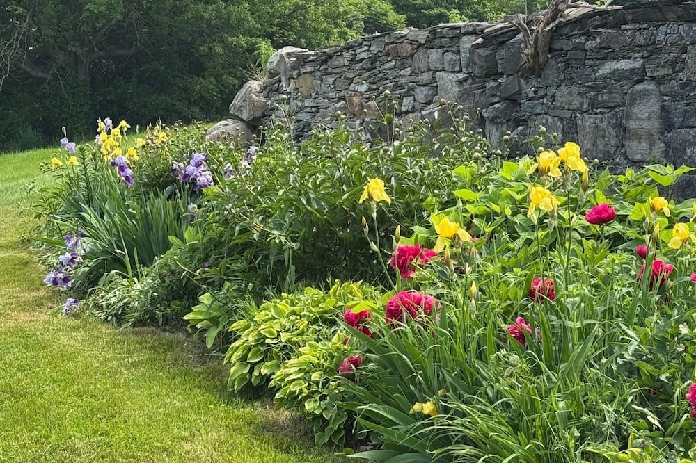Dodds Brick House Bed & Breakfast - Cumberland Head, NY